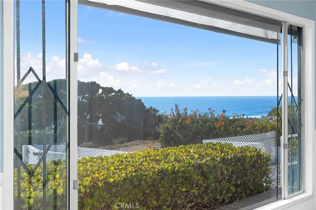 https://cdn.realtyfeed.com/cdn/127/306444768/639c2759219e59ef62646d3bc088baf3.webp