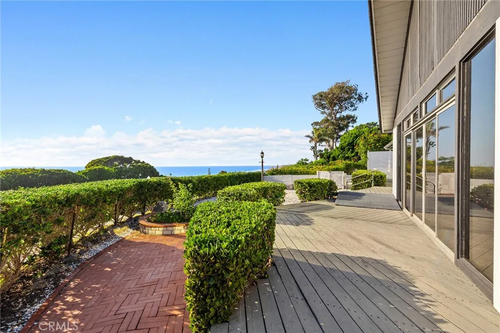 https://cdn.realtyfeed.com/cdn/127/306444768/c2491e5a3f1c1e827b093127e0d75d7a.webp