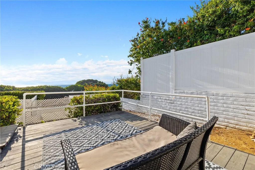 https://cdn.realtyfeed.com/cdn/127/306444768/d7caa13725ff059483d96355922ad9fc.webp