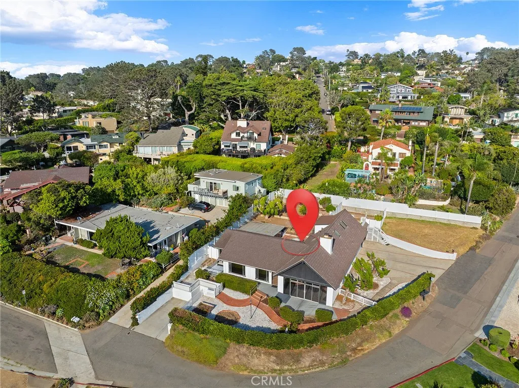 https://cdn.realtyfeed.com/cdn/127/306444768/e506b7b4dcbedf737cef79d1e22dadb4.webp