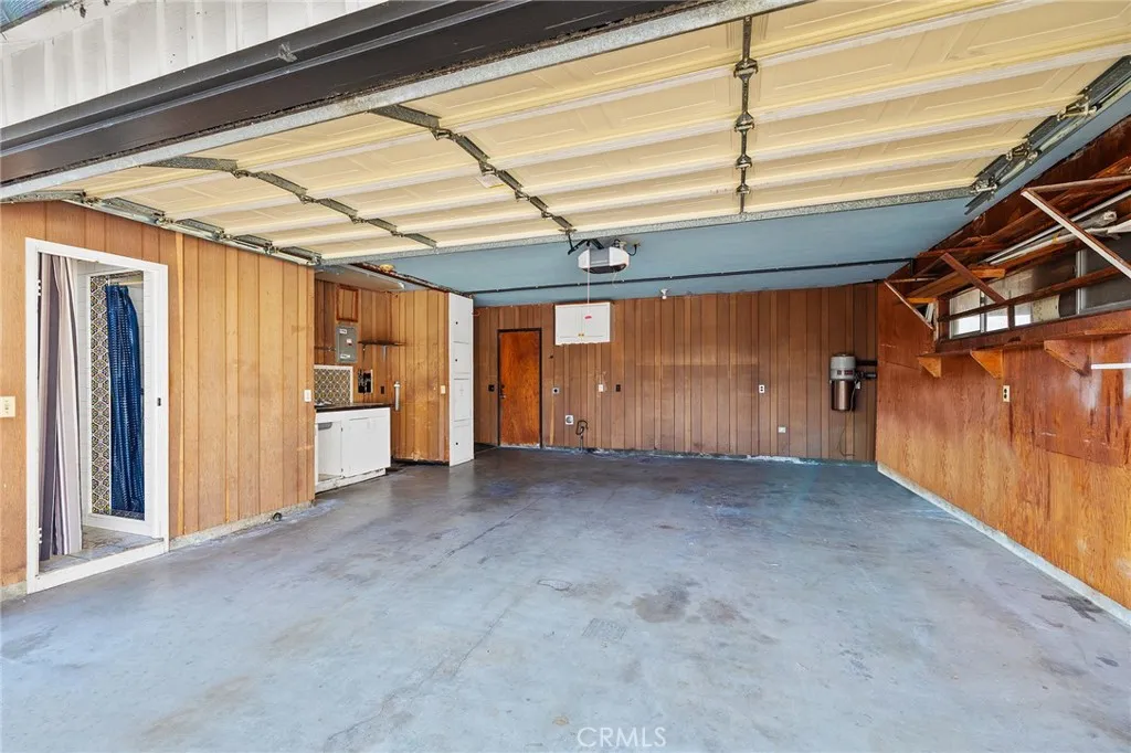 https://cdn.realtyfeed.com/cdn/127/306444768/fa078ec813435337a114256c85b812d1.webp