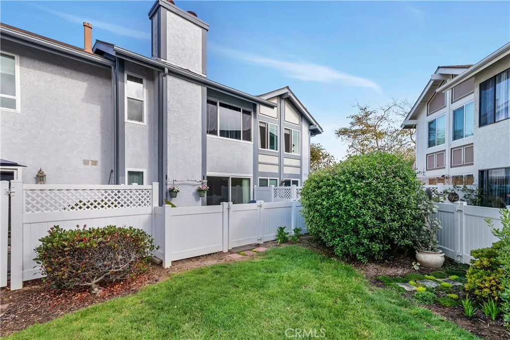 https://cdn.realtyfeed.com/cdn/127/306445000/3315eabaac7319f46bf6e78d4c7c98b7.webp