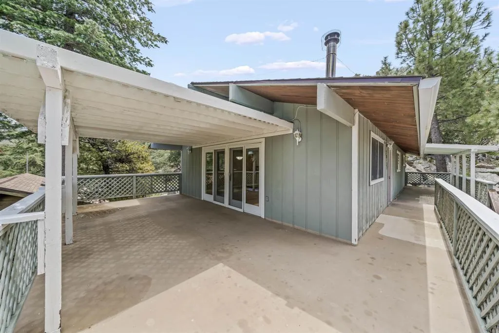 https://cdn.realtyfeed.com/cdn/127/306445051/2fd2e27bfc6c7de53a0606de69cecde5.webp
