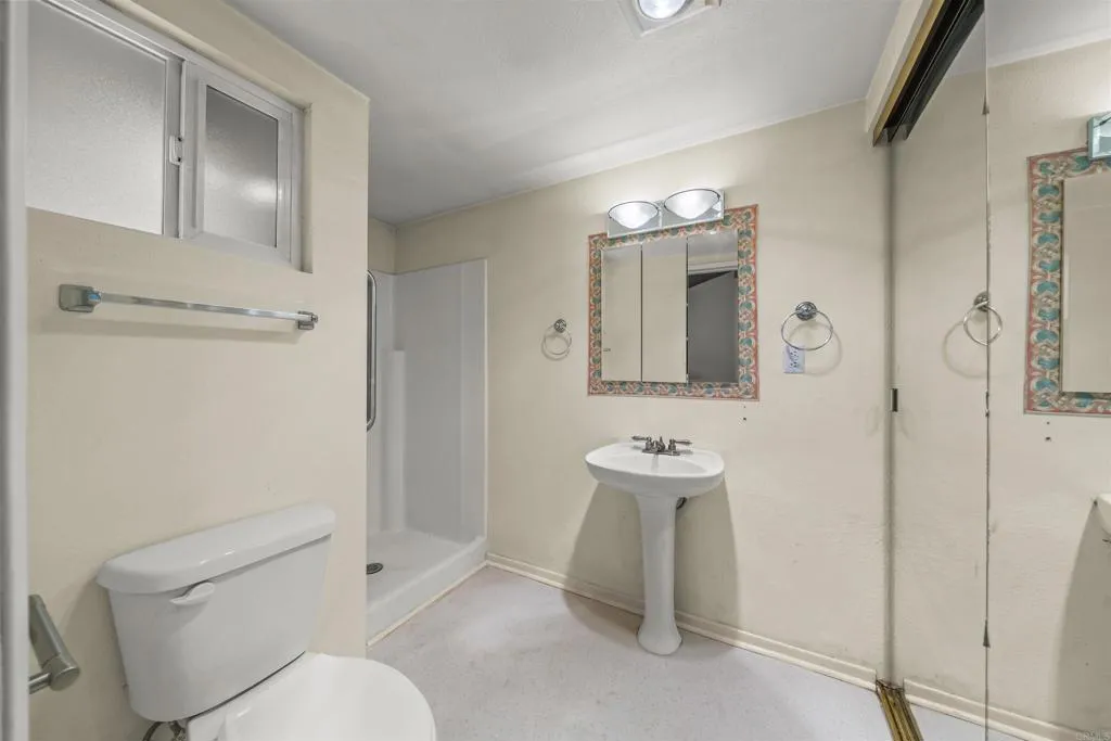 https://cdn.realtyfeed.com/cdn/127/306445051/495fd567da5121d94a98562a79e0f28c.webp
