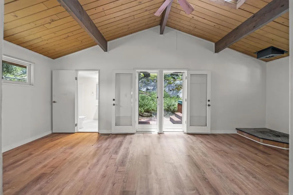 https://cdn.realtyfeed.com/cdn/127/306445051/7a5d39615a791b40c6f553e19cd99f6f.webp