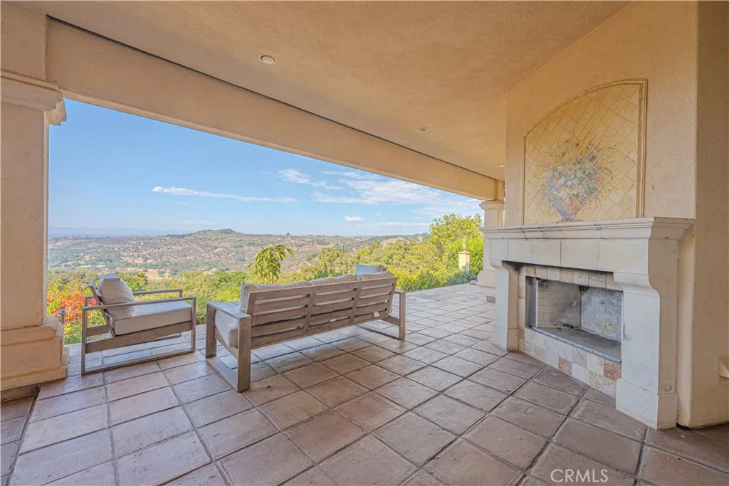 https://cdn.realtyfeed.com/cdn/127/306445130/3280f4260deb9c33b06bc27f179e5621.webp