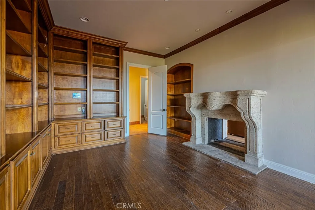 https://cdn.realtyfeed.com/cdn/127/306445130/418b723f9a2067c6ef456237ac328000.webp