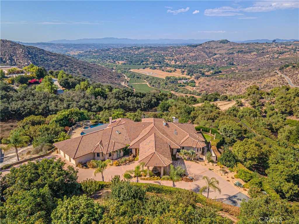 https://cdn.realtyfeed.com/cdn/127/306445130/8552fd8ae07c04ce8c2fdb202ada6e7e.webp