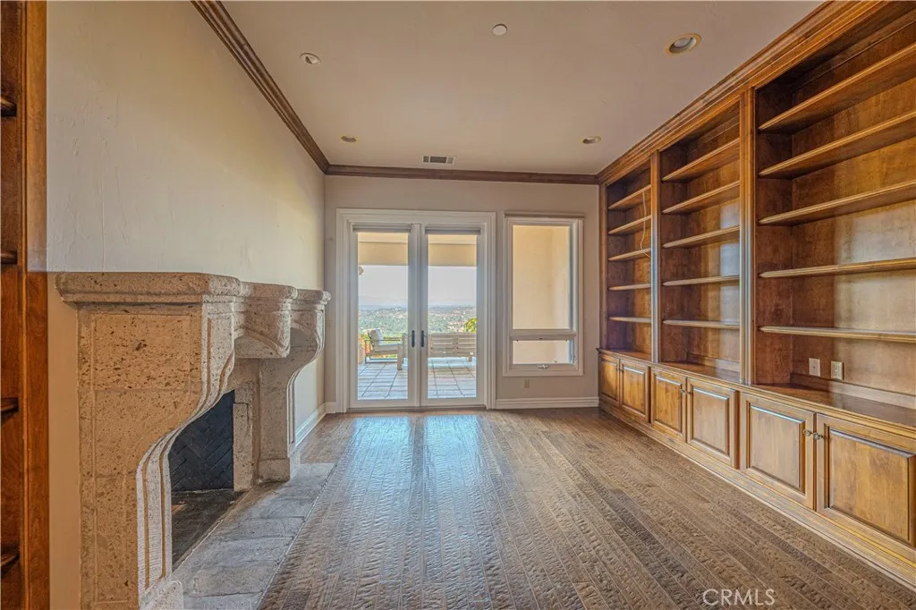 https://cdn.realtyfeed.com/cdn/127/306445130/f80a0a4d4ab57b15e86a8f38facb47ab.webp