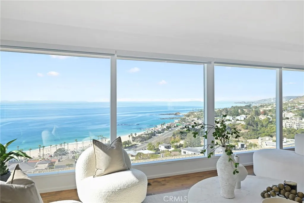 31161 Holly Drive, Laguna Beach, CA 92651 - Main photo, Laguna Beach, CA
