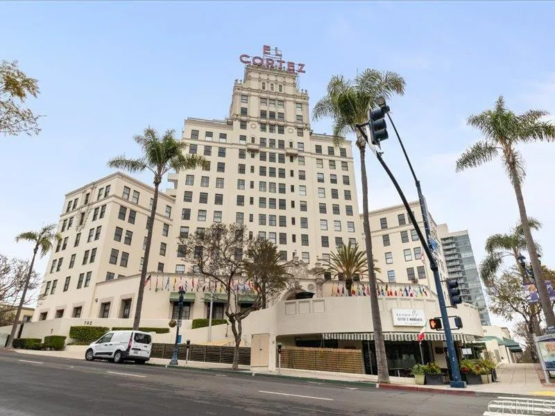 https://cdn.realtyfeed.com/cdn/127/306445298/33138f7a587391e7e2121027308b7e02.webp