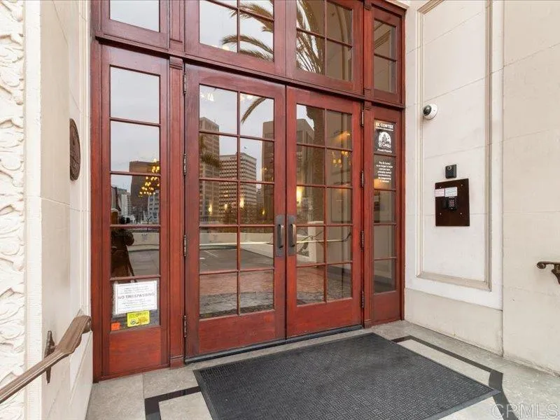 https://cdn.realtyfeed.com/cdn/127/306445298/e3a49b479c6e9ef3b3c16c3e0f415256.webp