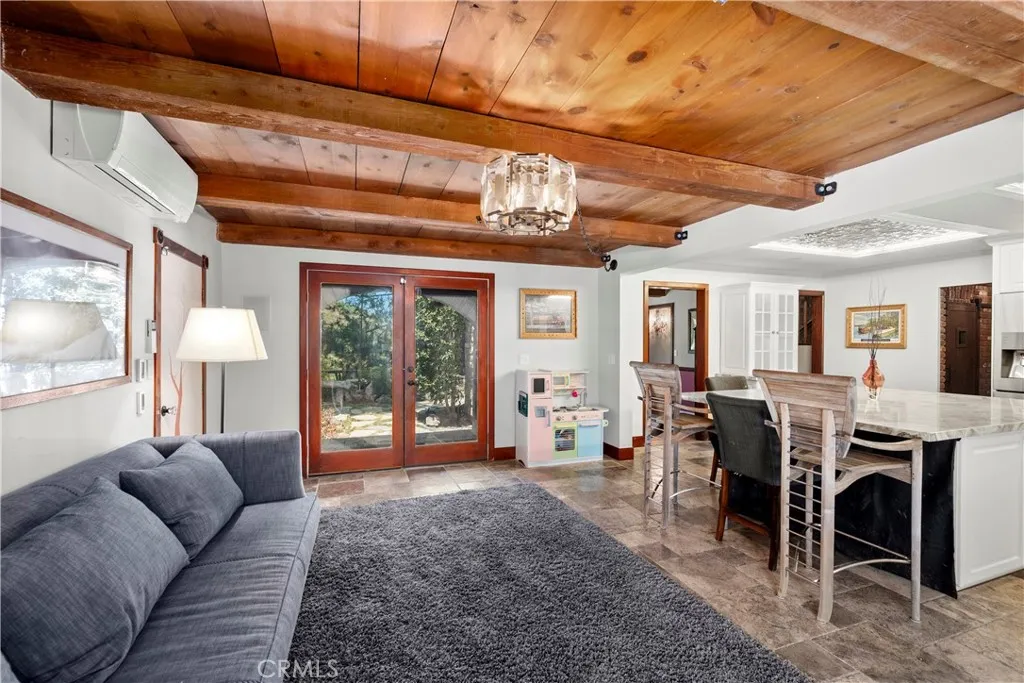 https://cdn.realtyfeed.com/cdn/127/306445367/1aa749ab1878b823c0e62a5e2dfb60ba.webp