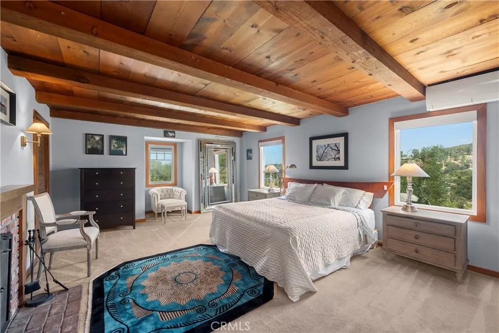 https://cdn.realtyfeed.com/cdn/127/306445367/60bfa51c607faf6a49a55a414265045b.webp