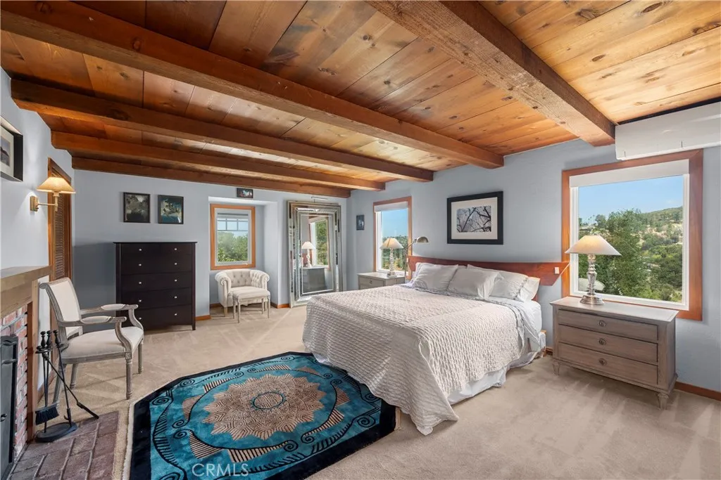 https://cdn.realtyfeed.com/cdn/127/306445367/d9bb2f5f6b7e6467d11249c3646e7c06.webp