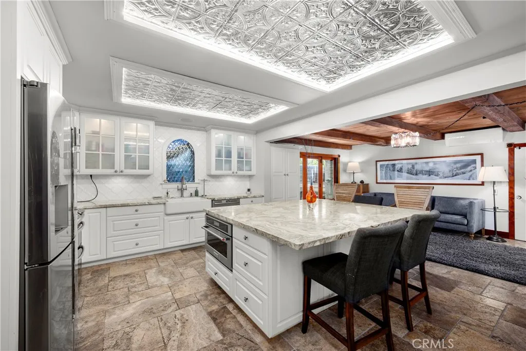 https://cdn.realtyfeed.com/cdn/127/306445367/de23177ab9a4c1eb353868c6c9d34271.webp