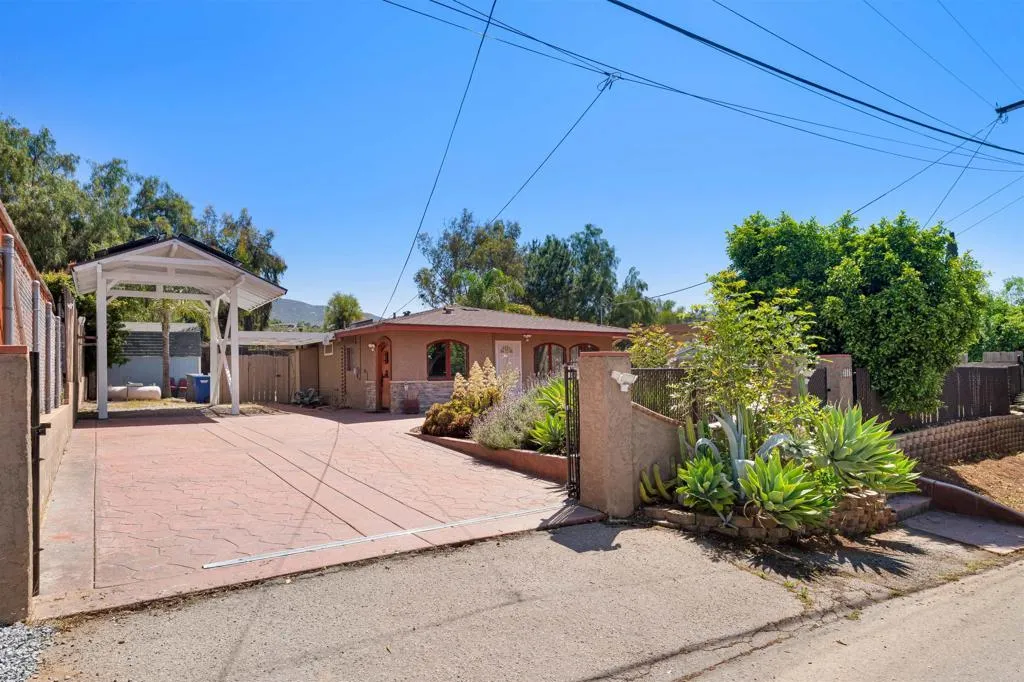 https://cdn.realtyfeed.com/cdn/127/306445373/9a1764596b729ccd943b883592efaf3e.webp