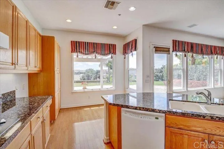 https://cdn.realtyfeed.com/cdn/127/306445432/7320c24a45fdd4420e6c63824a460060.webp