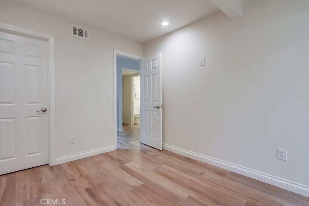 https://cdn.realtyfeed.com/cdn/127/306445659/0089c5a6f26a7e301148726fa92a6a1a.webp