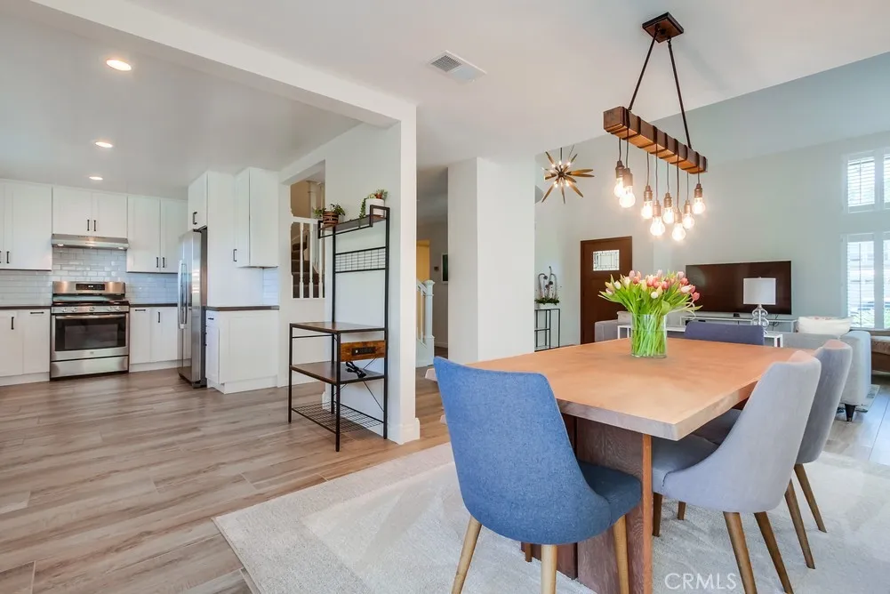 https://cdn.realtyfeed.com/cdn/127/306445659/2ee9b86e2a739b3b1915f10e8acf637b.webp