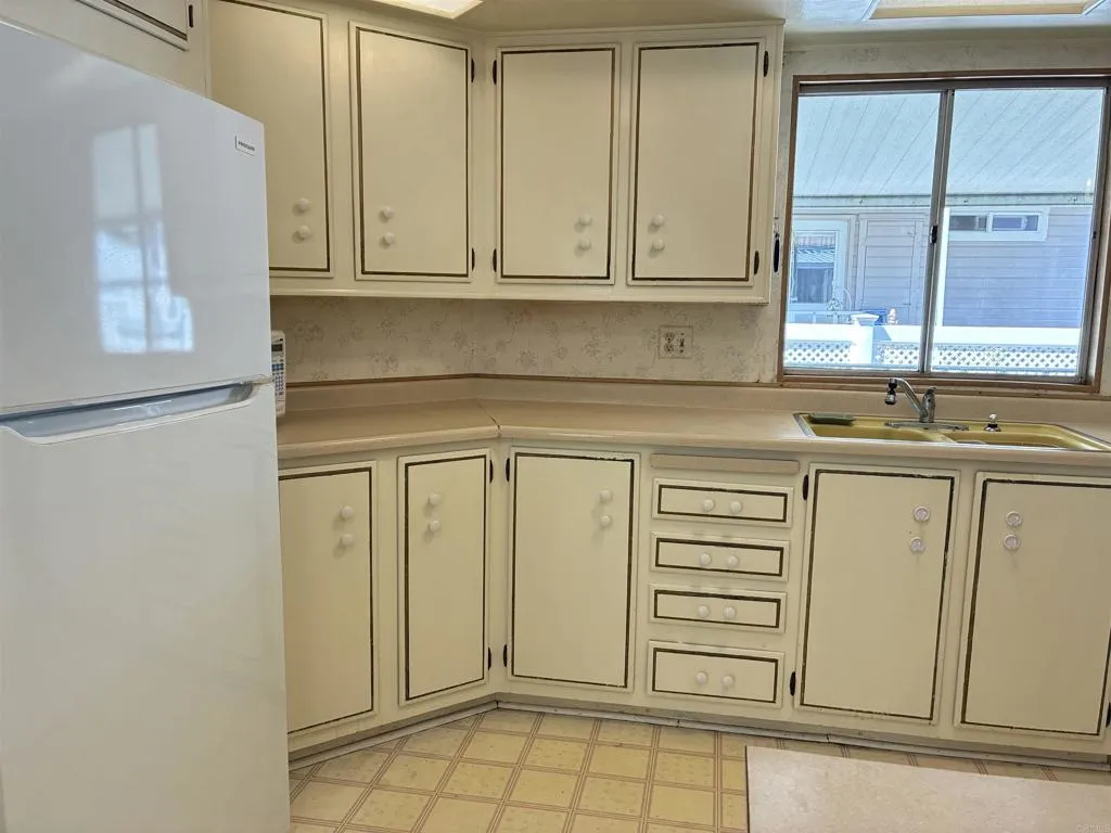 https://cdn.realtyfeed.com/cdn/127/306445765/0545acd1eea3c7a056aadca2d331d5ee.webp