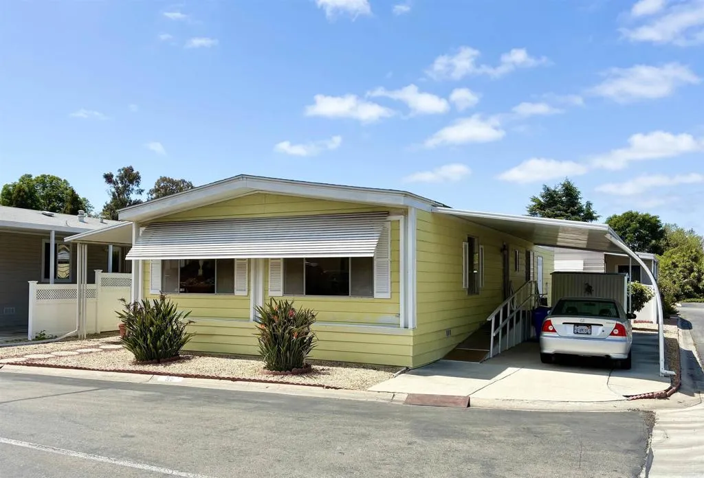 https://cdn.realtyfeed.com/cdn/127/306445765/31da038d5bca295f756322f11ffa387f.webp