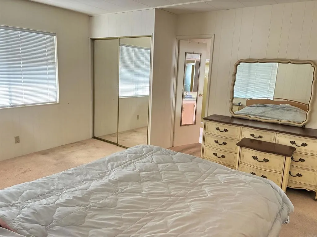 https://cdn.realtyfeed.com/cdn/127/306445765/3eba43518589c7f8017af7ec527dbb0c.webp