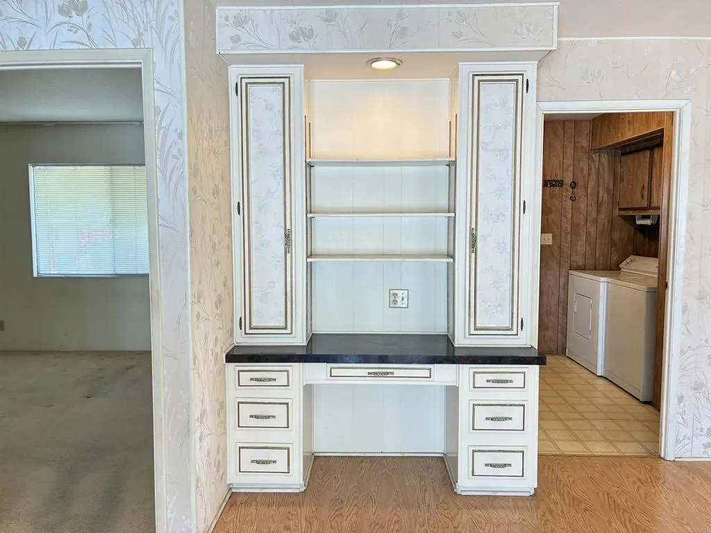 https://cdn.realtyfeed.com/cdn/127/306445765/50a1320228b5cf1616f23aca9106e492.webp