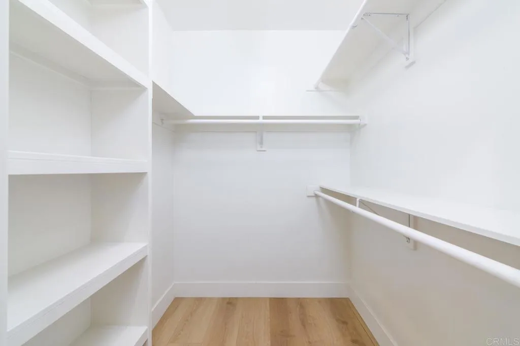 https://cdn.realtyfeed.com/cdn/127/306445777/8db181ea306f233d7a6e7b0009d6d11a.webp