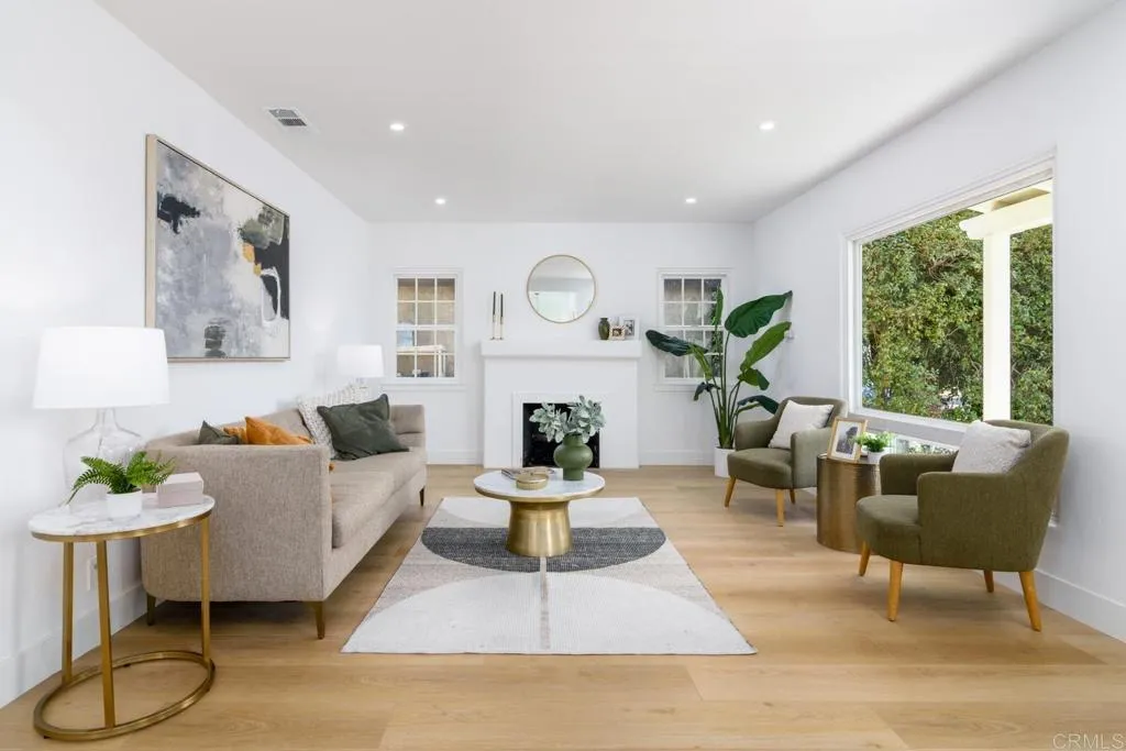 https://cdn.realtyfeed.com/cdn/127/306445777/a5c6c818916c0d1636787777cc04234e.webp