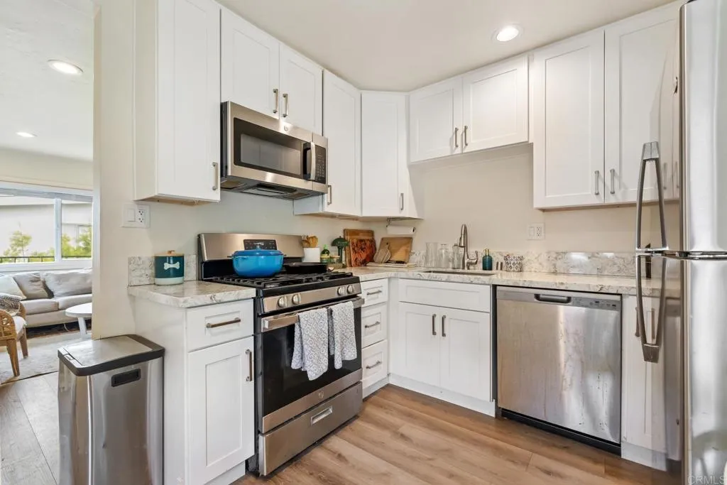 Photo #3: NDP2504964 Listing 
