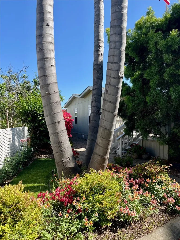 https://cdn.realtyfeed.com/cdn/127/306445795/df5a3be4c161d024b8796617170faad3.webp