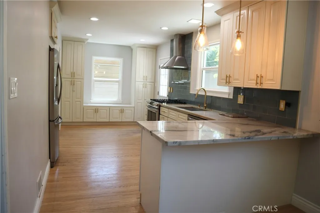 21228 Lopez Street, Woodland Hills, CA 91364 - Photo 4 of 4, Woodland Hills, CA