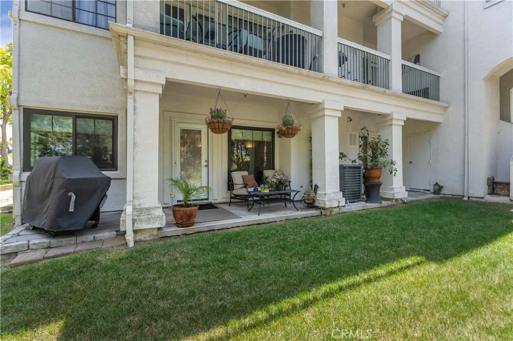 Photo #4: CV25113077 Listing 