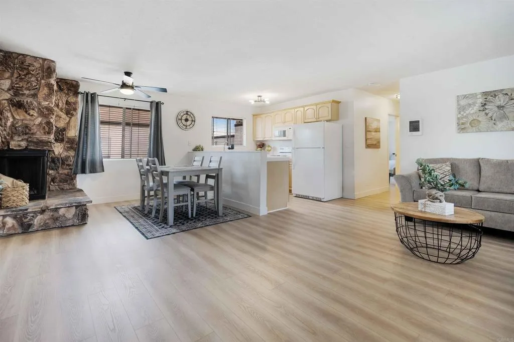 More Details about MLS # PTP2503715 : 1025 4TH AVENUE UNIT 8