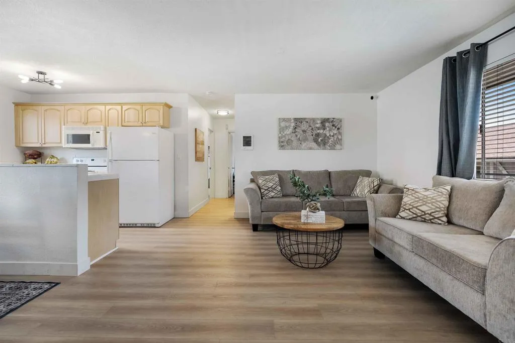 Photo #2: PTP2503715 Listing 