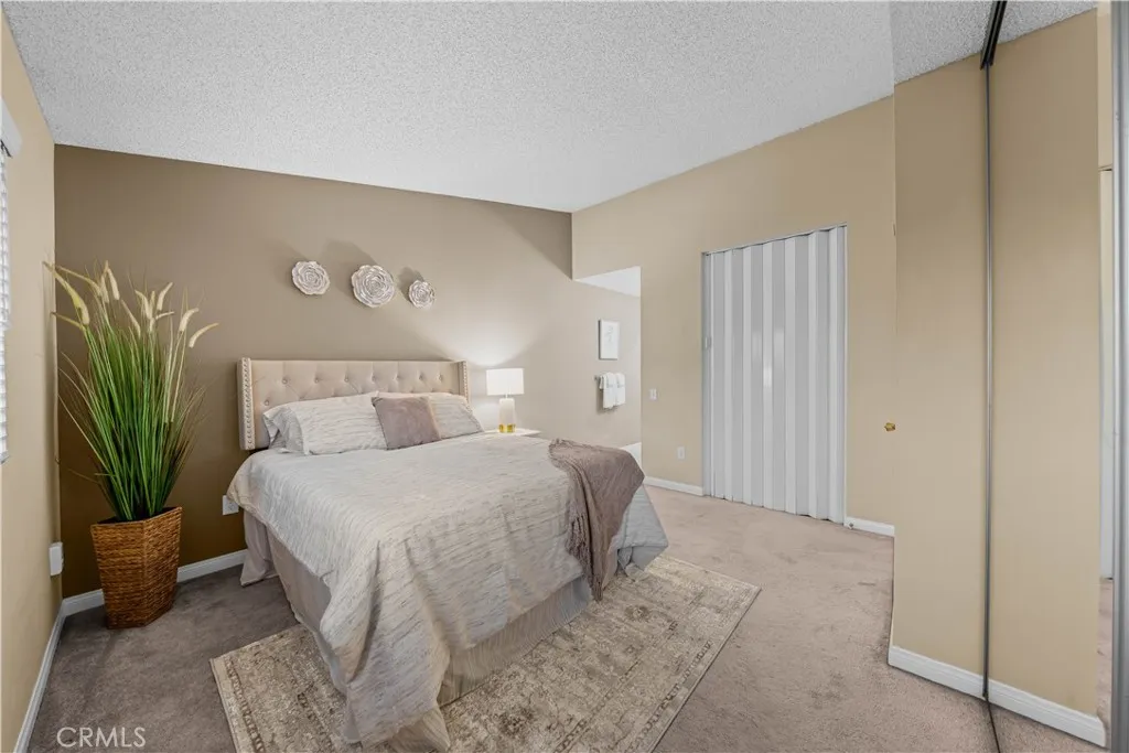 https://cdn.realtyfeed.com/cdn/127/306446098/347684f6e18c27fdbdf7ee233b3c87bb.webp