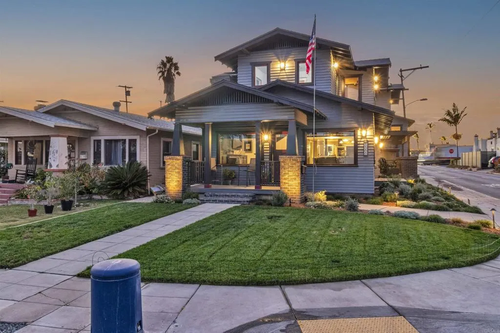 https://cdn.realtyfeed.com/cdn/127/306446373/b61fc3b92aead44186dfc63b739b07e5.webp