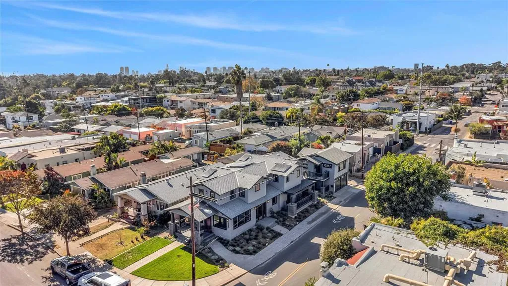 https://cdn.realtyfeed.com/cdn/127/306446373/b84ea3b8edf2f68a81d285c1f7a8cda7.webp