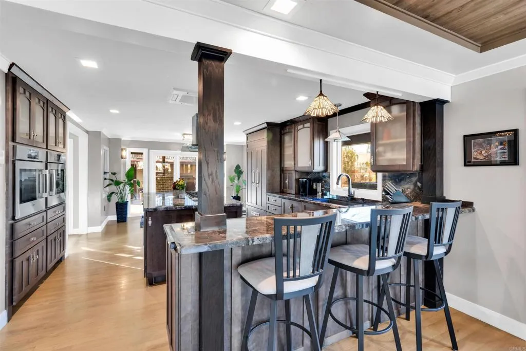 https://cdn.realtyfeed.com/cdn/127/306446373/c4be03830a40c1ca27a6c11193efb396.webp