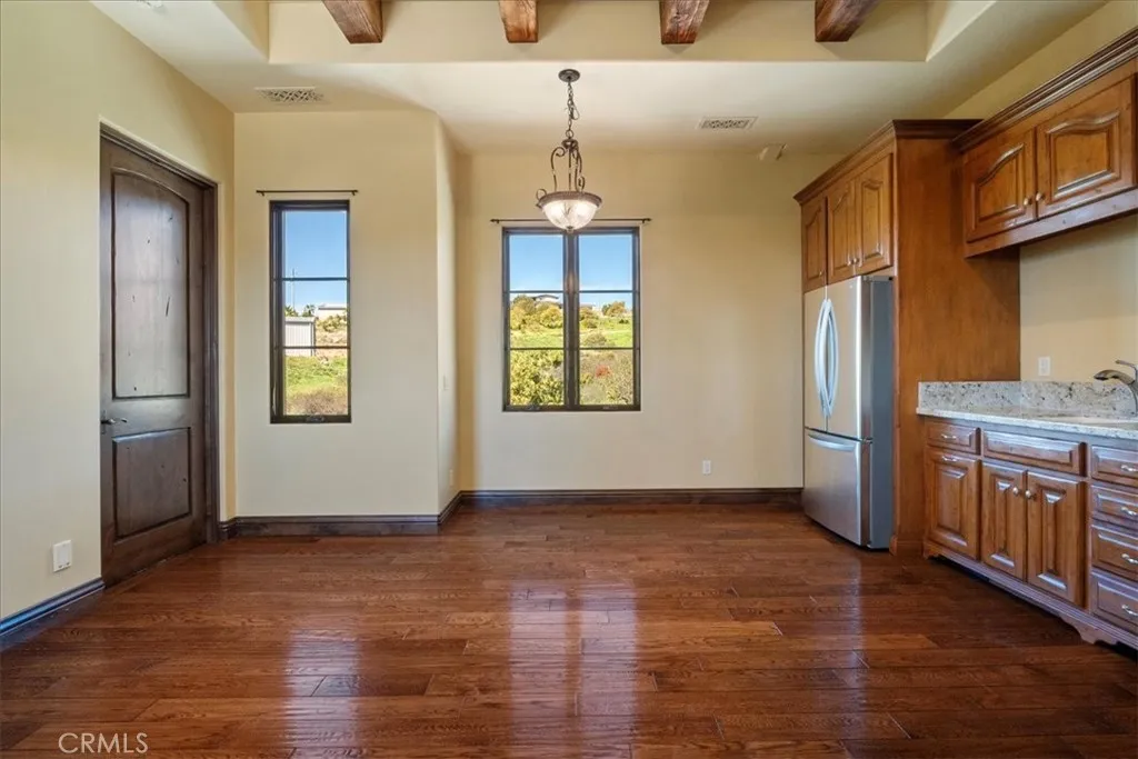 https://cdn.realtyfeed.com/cdn/127/306446498/66195c7bbaba3bab922a47df78e7c115.webp