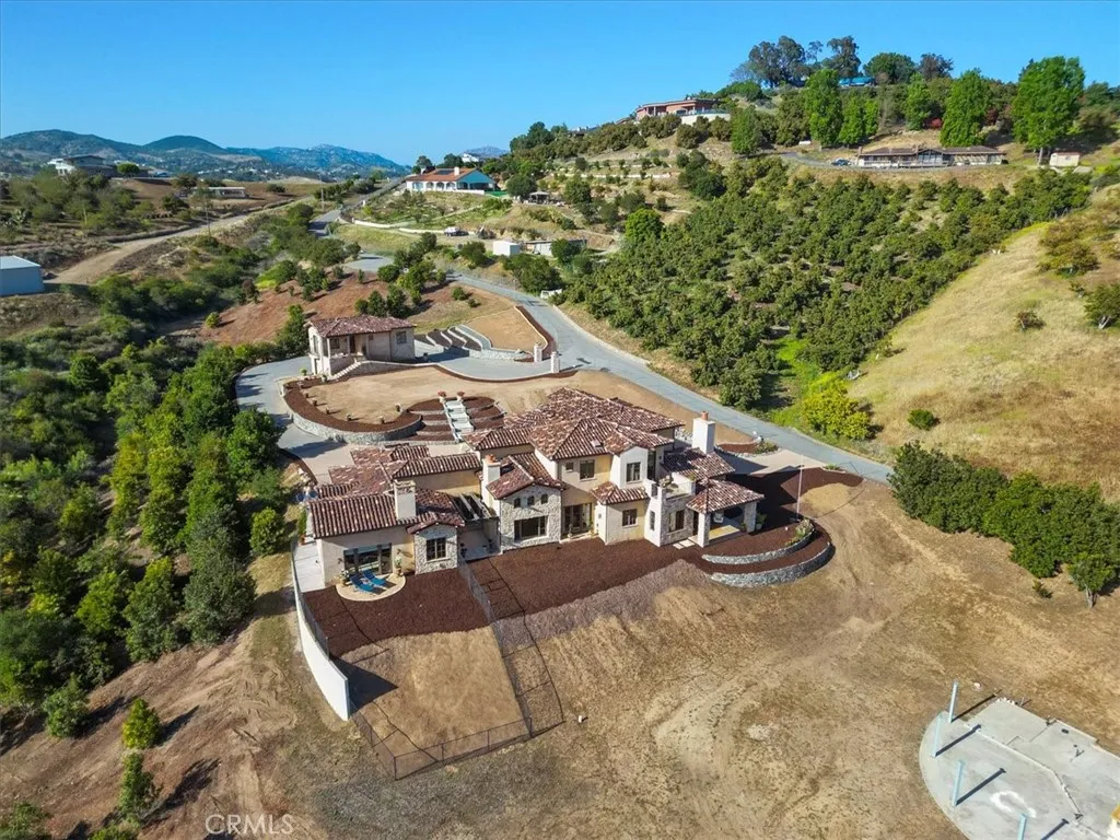 https://cdn.realtyfeed.com/cdn/127/306446498/8fd67dca9959ad7c1b06a9171453f845.webp