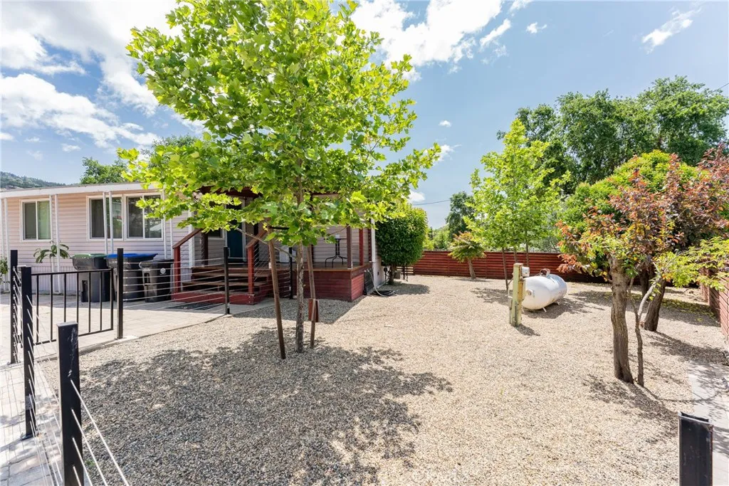501 Mistletoe UNIT 16, San Jacinto, CA, 92582