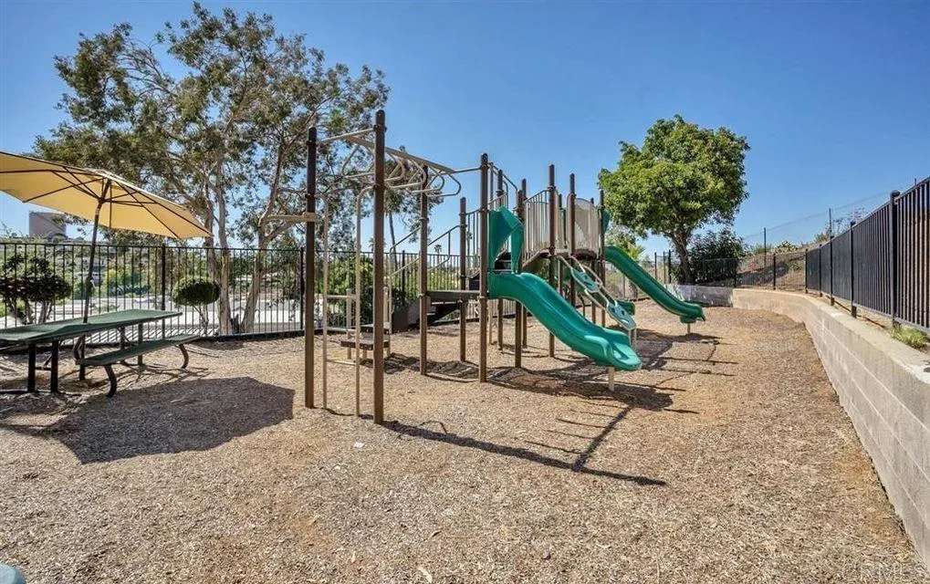 https://cdn.realtyfeed.com/cdn/127/306446715/4ed7ecb737158bdde6936486869e0026.webp