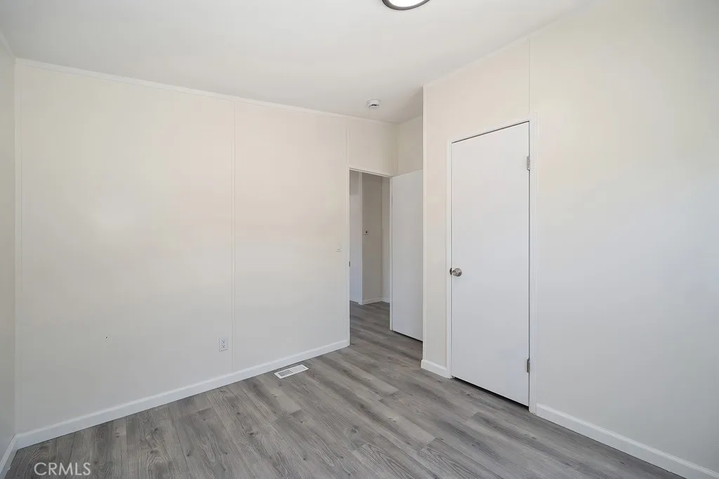 https://cdn.realtyfeed.com/cdn/127/306446716/52fa46d0263a1be3ecb7df1ac3fd1d44.webp