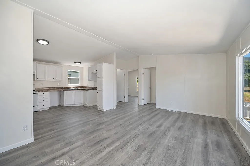 https://cdn.realtyfeed.com/cdn/127/306446716/585299bb603d18eb3575c1614ff8b4c8.webp