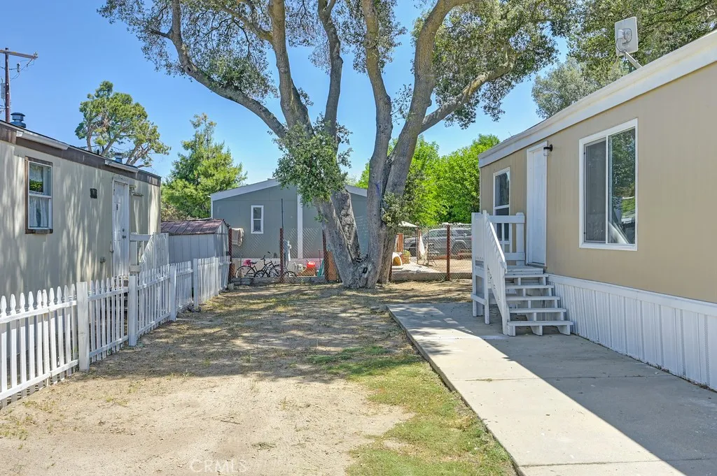 https://cdn.realtyfeed.com/cdn/127/306446716/a84d9279d5a4667fe48894a3377064e8.webp
