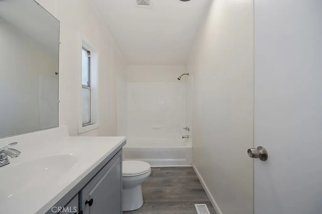 https://cdn.realtyfeed.com/cdn/127/306446716/eb8da70f52215bafc683ae1d10264140.webp