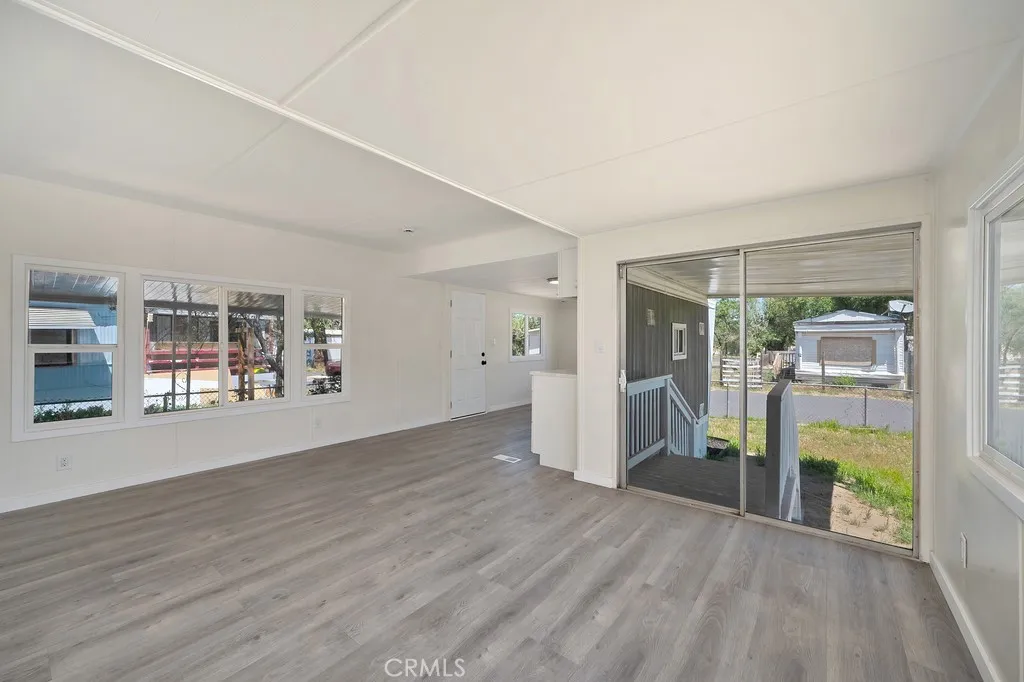 https://cdn.realtyfeed.com/cdn/127/306446717/346f4a2e0ee2108a0b03e4a8709de11d.webp