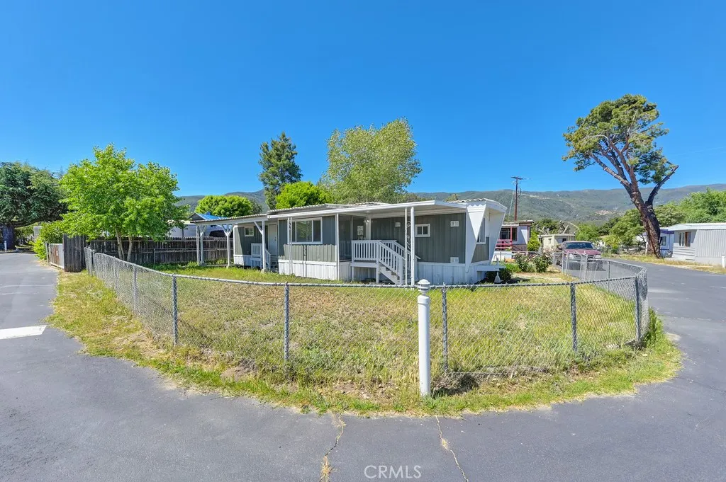 https://cdn.realtyfeed.com/cdn/127/306446717/af552dc80df1137a9e4a4ec137ec1772.webp